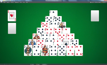 A game of Pyramid in SolSuite Solitaire
